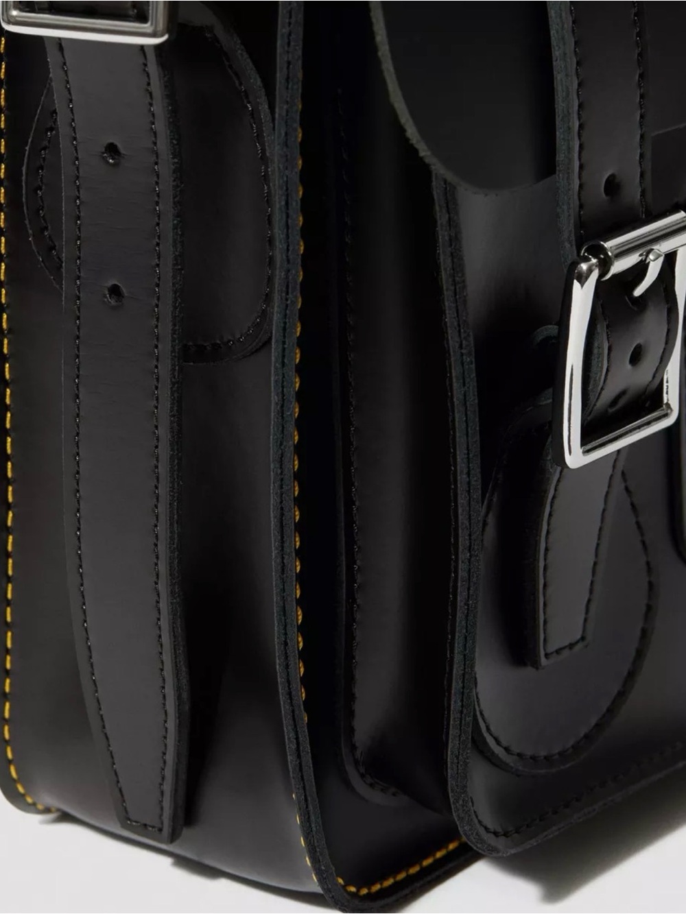 Dr. Marten’s Real Leather Crossbody Bag🖤 - Picture 3 of 7
